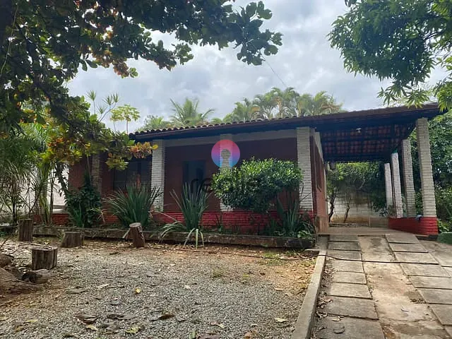 Chácara com 300m² 5 quartos e 7 banheiros, à venda, no bairro Braúnas em Belo Horizonte