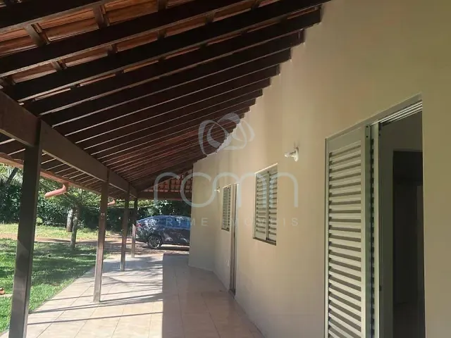 Chácara com 5035m² 2 quartos e 3 banheiros, à venda, no bairro Morada do Sol em Uberlândia
