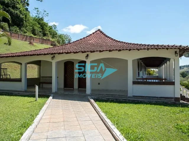 Chácara com 20000m² 16 quartos e 16 banheiros, à venda, no bairro Olaria em Estiva