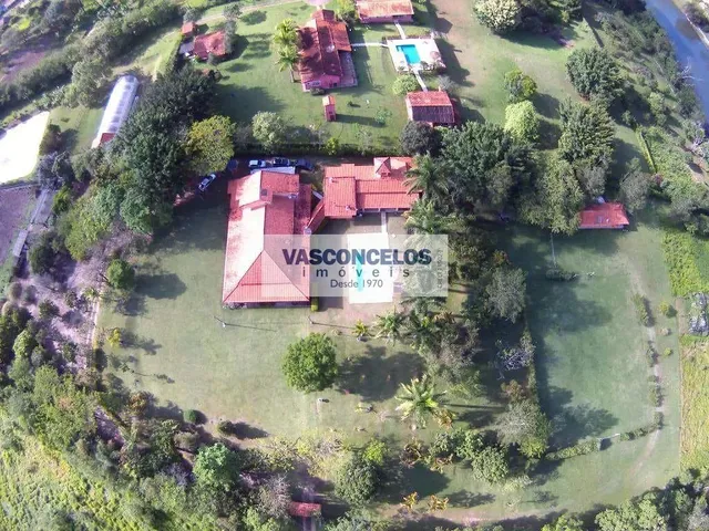 Chácara com 20000m² 8 quartos e 3 banheiros, à venda, no bairro Santa Branca em Santa Branca