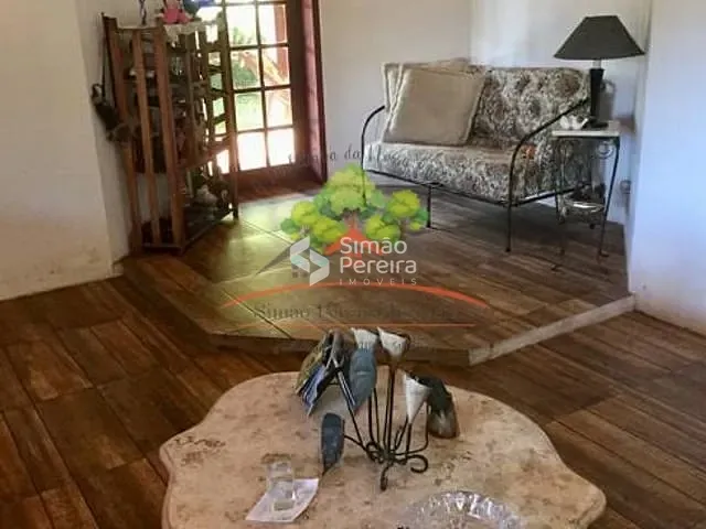 Chácara 3 quartos e 3 banheiros, à venda, no bairro Balança em Simão Pereira