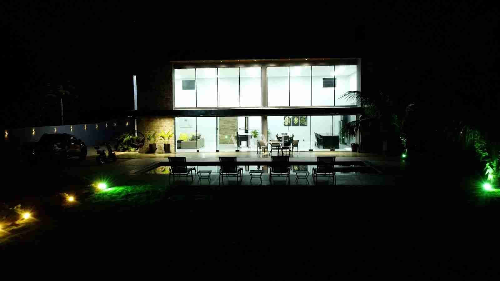 Chácara à venda com 4 quartos, 330m² - Foto 8