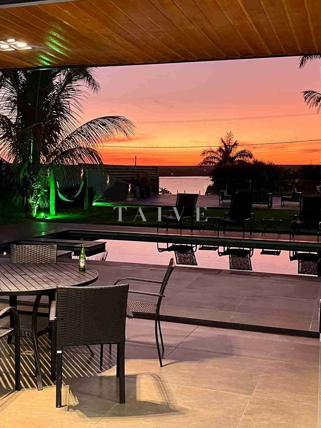 Chácara à venda com 4 quartos, 330m² - Foto 12