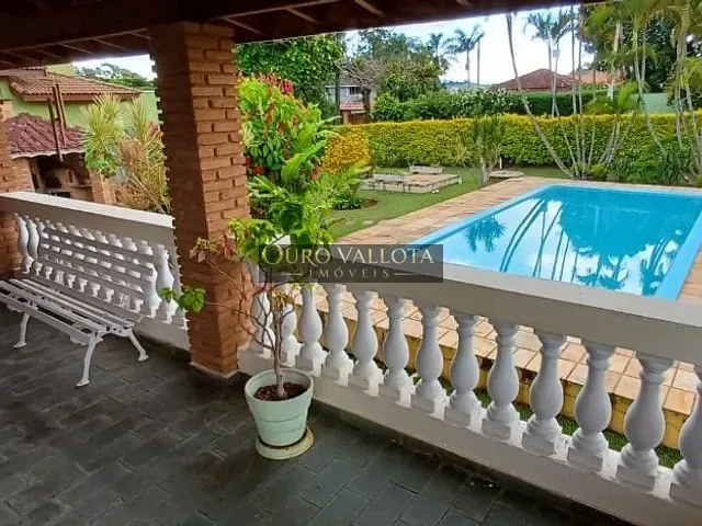Chácara com 1240m² 3 quartos e 3 banheiros, à venda, no bairro Condomínio Novo Horizonte em Piracaia