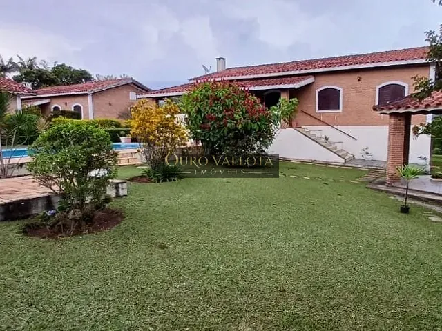 Chácara com 1240m² 3 quartos e 3 banheiros, à venda, no bairro Condomínio Novo Horizonte em Piracaia
