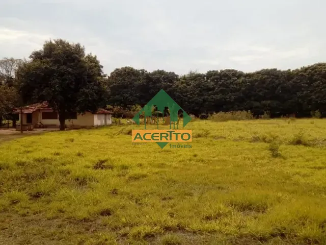 Chácara com 28000m² 3 quartos e 2 banheiros, à venda, no bairro Chácaras TV em Araçatuba