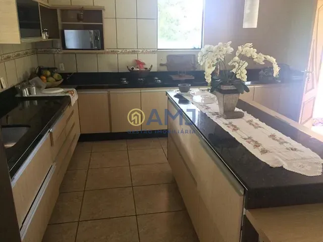 Chácara com 1661m² 4 quartos e 1 banheiro, à venda, no bairro Zona Rural em Hidrolândia
