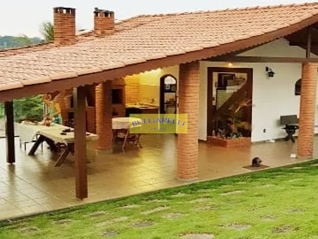 Chácara com 5000m² 7 quartos e 15 banheiros, à venda, no bairro Terras de Santa Cruz em Jundiaí
