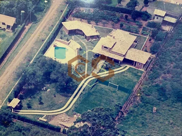 Chácara com 3234m² 3 quartos e 5 banheiros, à venda, no bairro Centro em Ibiúna