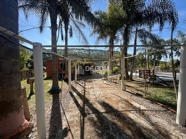 Chácara com 5628m² 2 quartos e 1 banheiro, à venda, no bairro Campo dos Mourões em Andradas