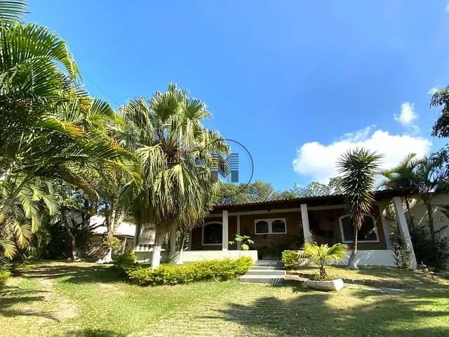 Chácara com 2000m² 3 quartos e 2 banheiros, à venda, no bairro Pingo de Ouro em Guaratinguetá