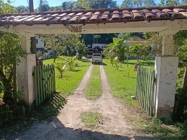 Chácara com 4500m² 5 quartos e 1 banheiro, à venda, no bairro Baía Branca (Guia de Pacobaíba) em Magé