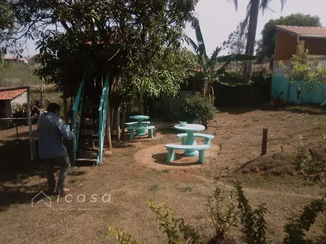 Chácara com 2000m² 4 quartos e 2 banheiros, à venda, no bairro São João da Boa Vista em Caçapava
