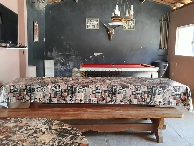 Chácara com 1800m² 2 quartos e 2 banheiros, à venda, no bairro Ivoturucaia em Jundiaí