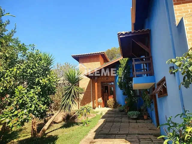 Chácara com 7030m² 4 quartos e 6 banheiros, à venda, no bairro Chácara do Vale em Mococa