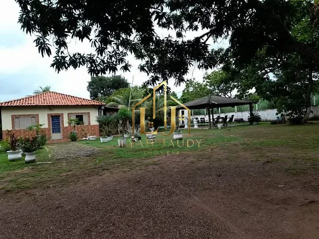 Chácara com 500m² 2 quartos e 1 banheiro, à venda, no bairro Varginha em Santo Antônio do Leverger