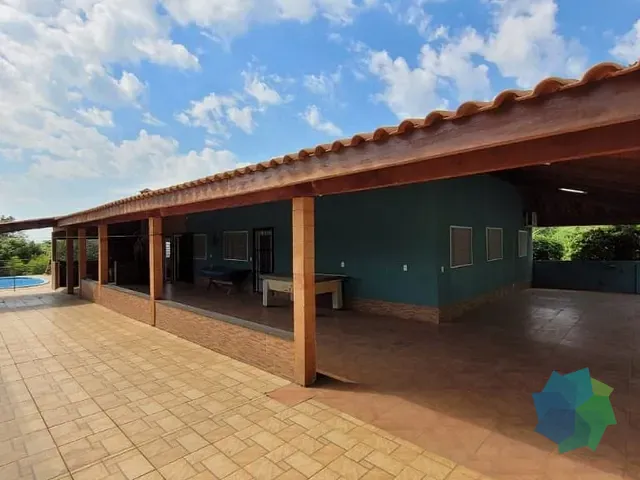 Chácara com 5940m² 4 quartos e 3 banheiros, à venda, no bairro Centro em Elias Fausto
