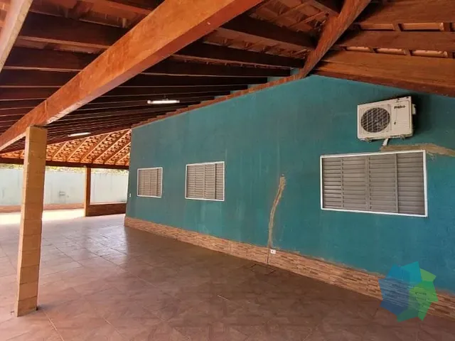 Chácara com 5940m² 4 quartos e 3 banheiros, à venda, no bairro Centro em Elias Fausto