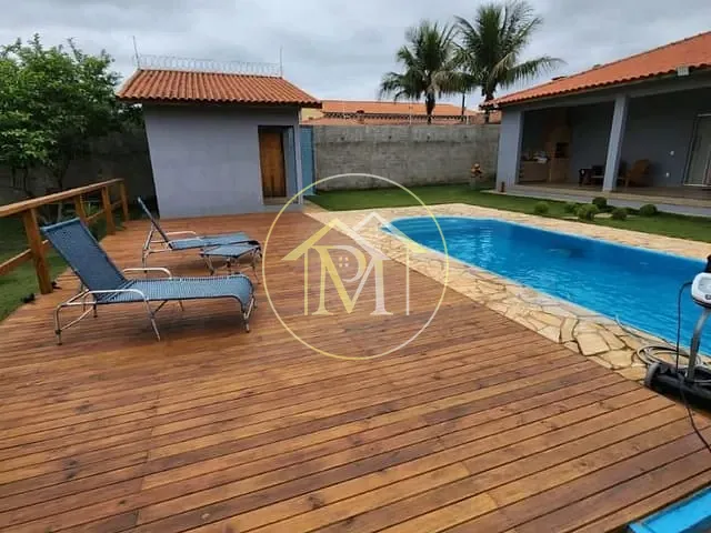 Chácara com 1100m² 3 quartos e 3 banheiros, à venda, no bairro Bosque dos Eucaliptos em Araçoiaba da Serra