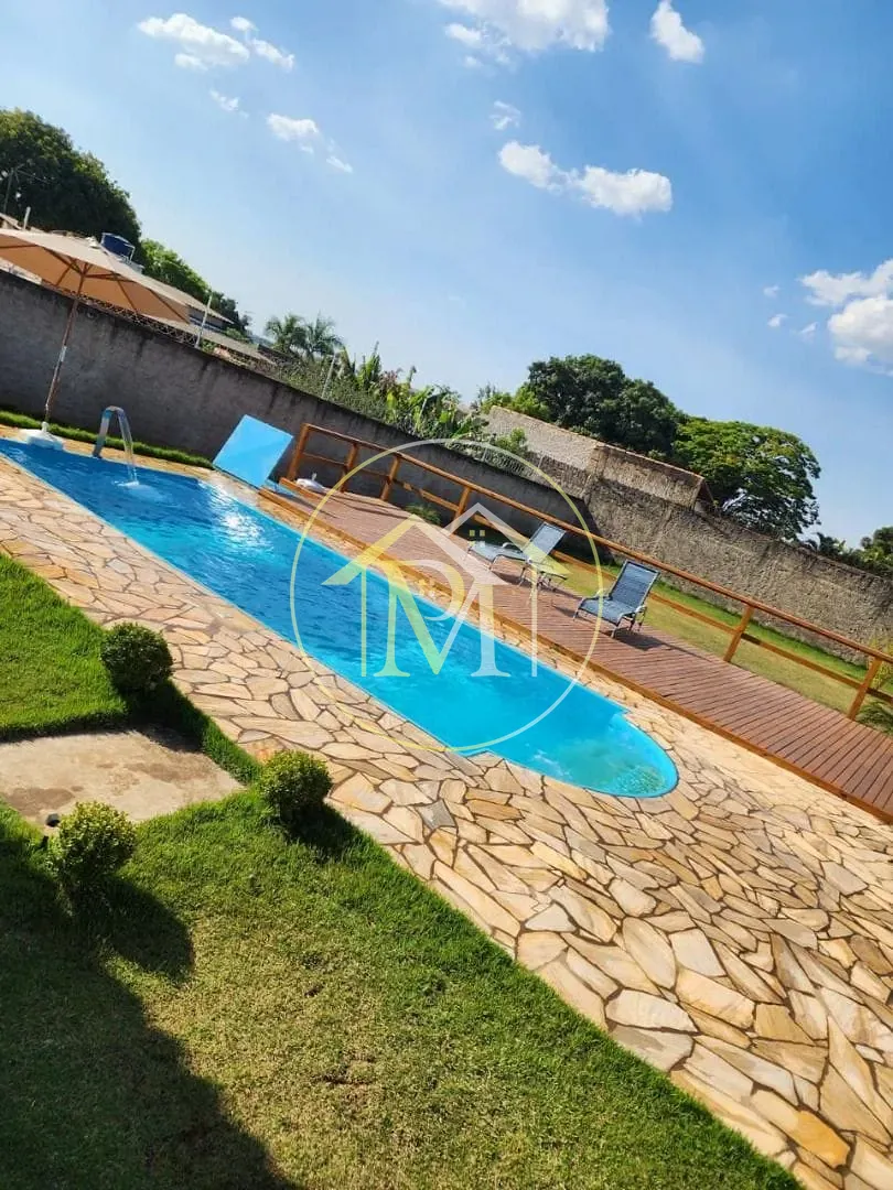 Chácara, 3 quartos, 1100 m² - Foto 1