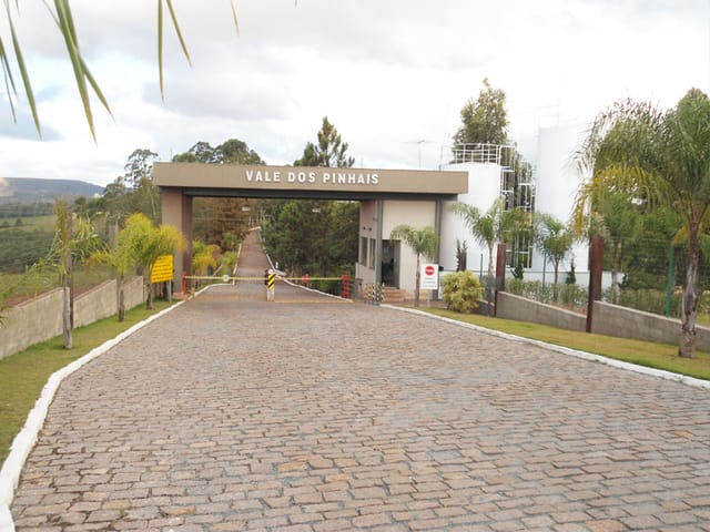Chácara com 3250m² 1 quarto e 2 banheiros, à venda ou para alugar, no bairro Bosque Residencial do Jambreiro em Nova Lima