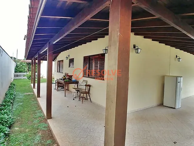 Casa com 1000m² 4 quartos e 5 banheiros, à venda, no bairro ITAPEMA em Guararema