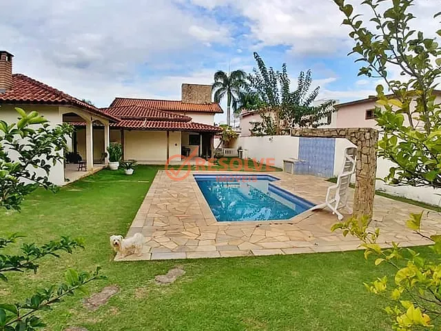 Casa com 1000m² 4 quartos e 5 banheiros, à venda, no bairro ITAPEMA em Guararema
