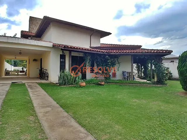 Casa com 1000m² 4 quartos e 5 banheiros, à venda, no bairro ITAPEMA em Guararema
