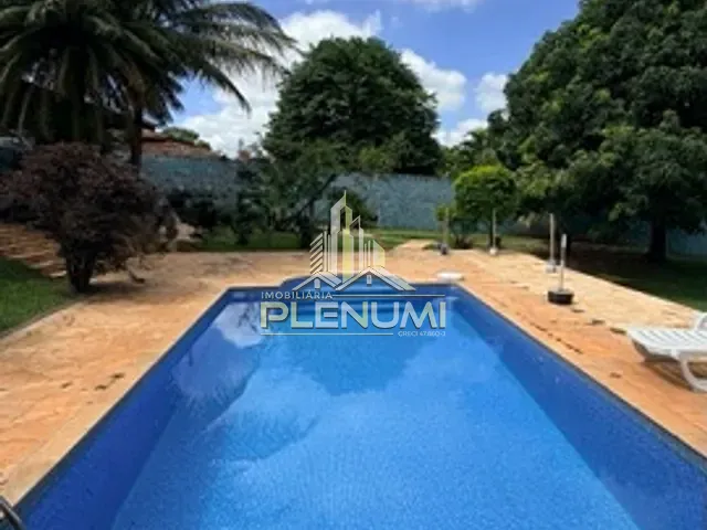 Chácara com 1000m² 3 quartos e 4 banheiros, à venda, no bairro Centro em Ipeúna