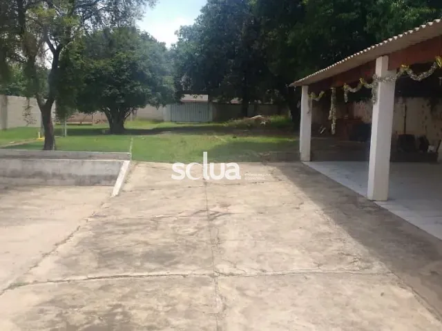 Chácara com 2100m² 8 quartos e 7 banheiros, à venda, no bairro Chácara Lusitana em Hortolândia