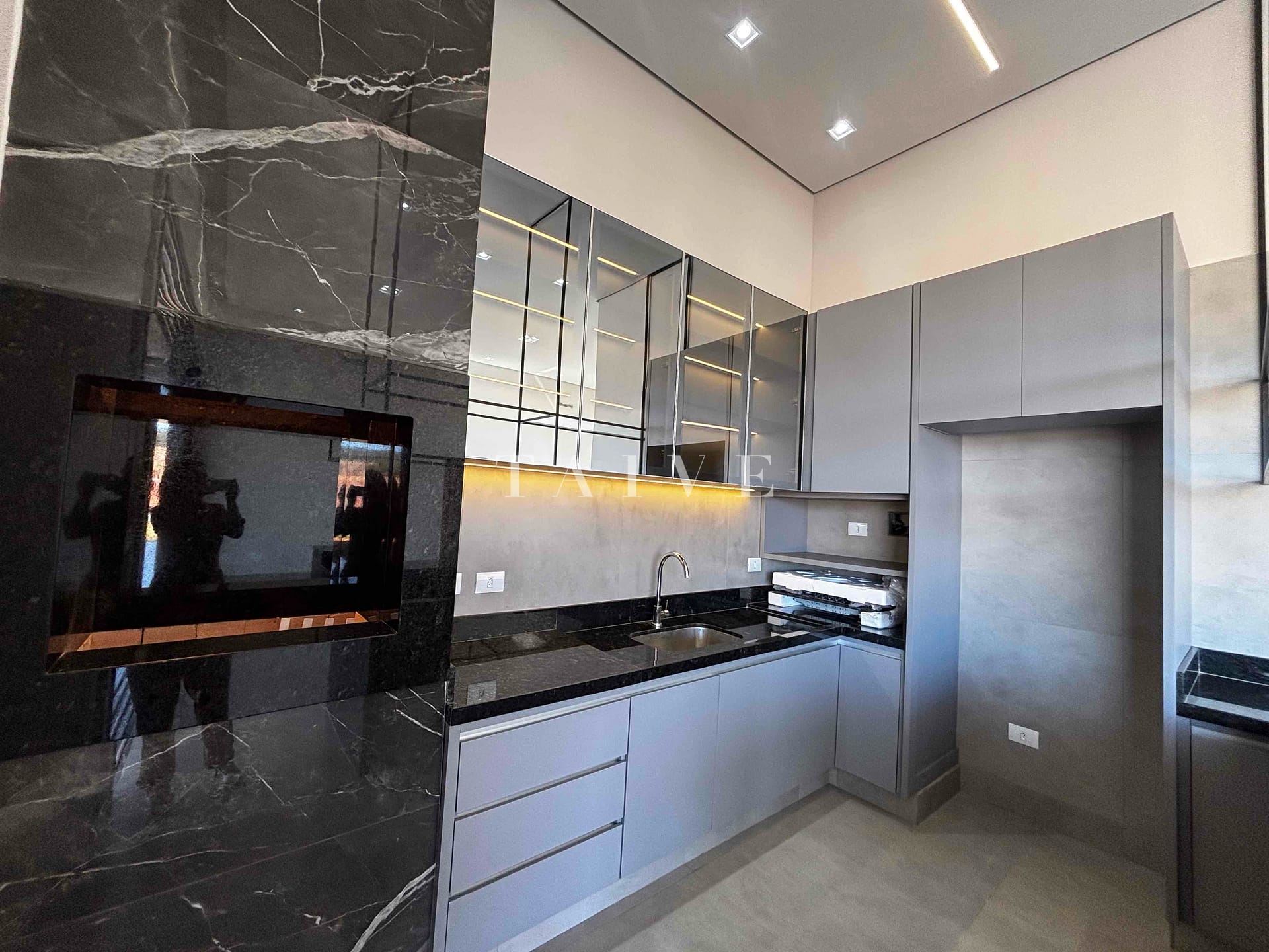 Chácara à venda com 3 quartos, 189m² - Foto 29