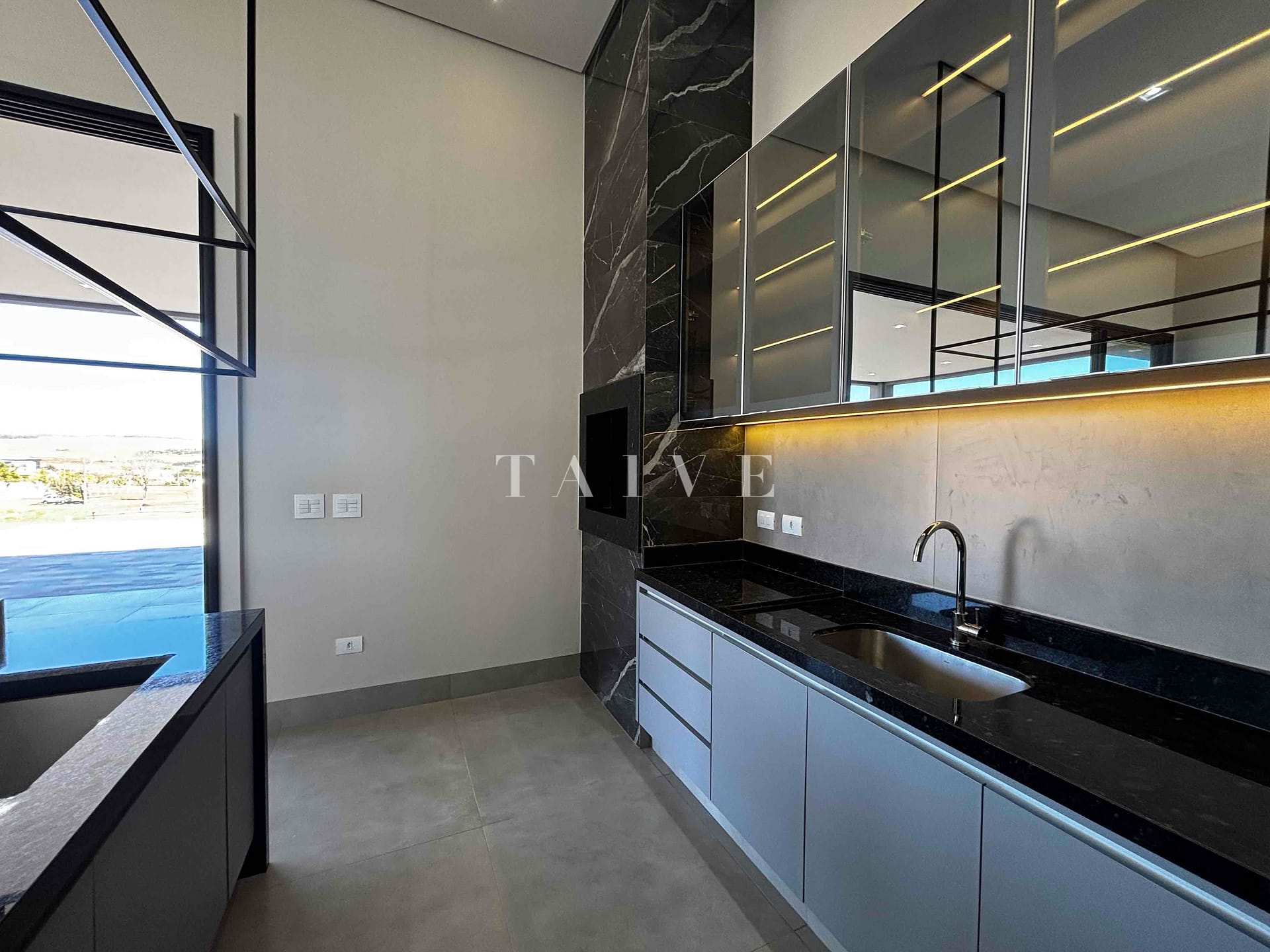 Chácara à venda com 3 quartos, 189m² - Foto 25