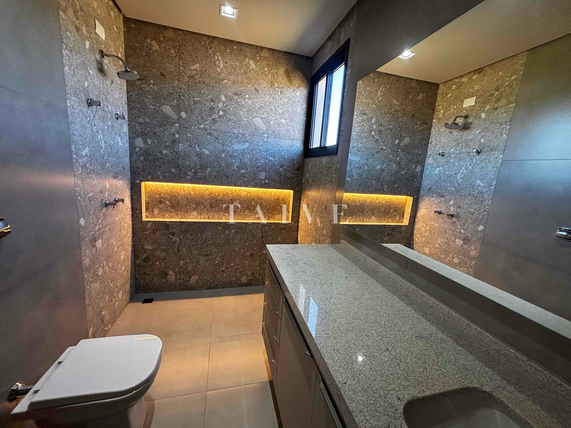 Chácara à venda com 3 quartos, 189m² - Foto 17