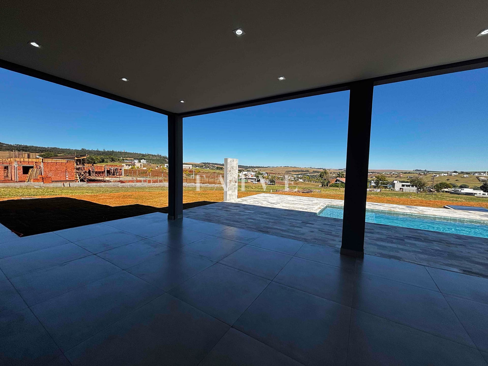 Chácara à venda com 3 quartos, 189m² - Foto 12