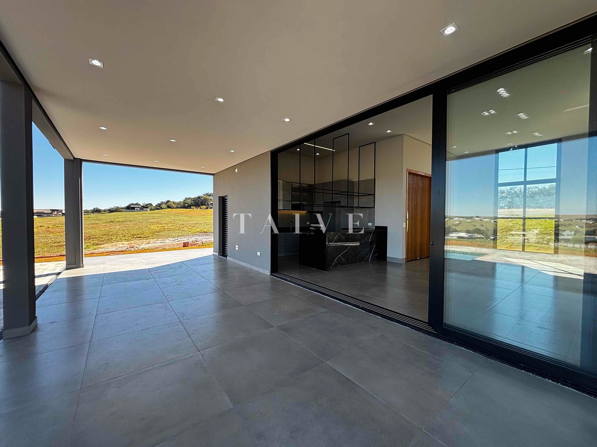 Chácara à venda com 3 quartos, 189m² - Foto 6