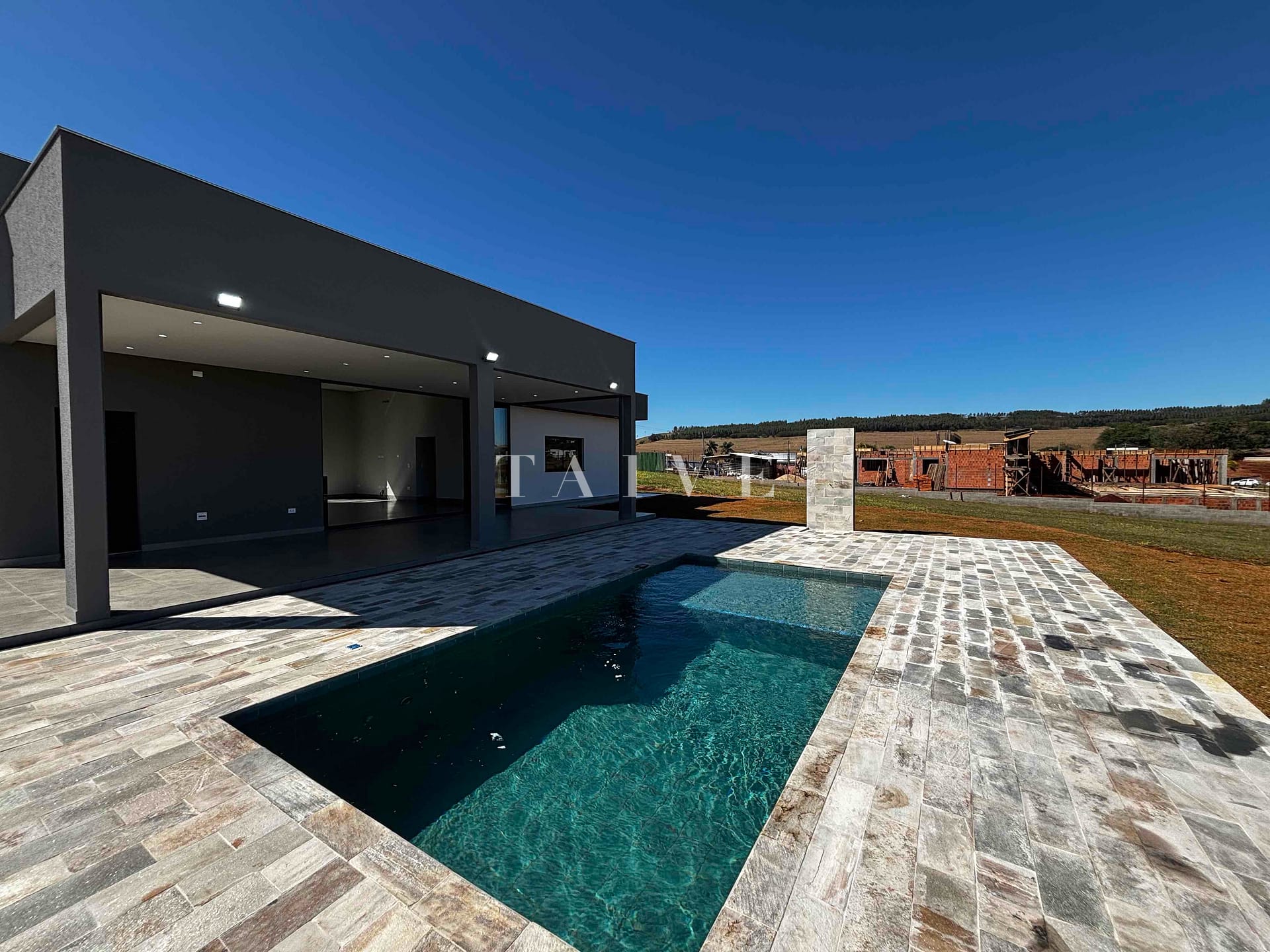 Chácara à venda com 3 quartos, 189m² - Foto 4