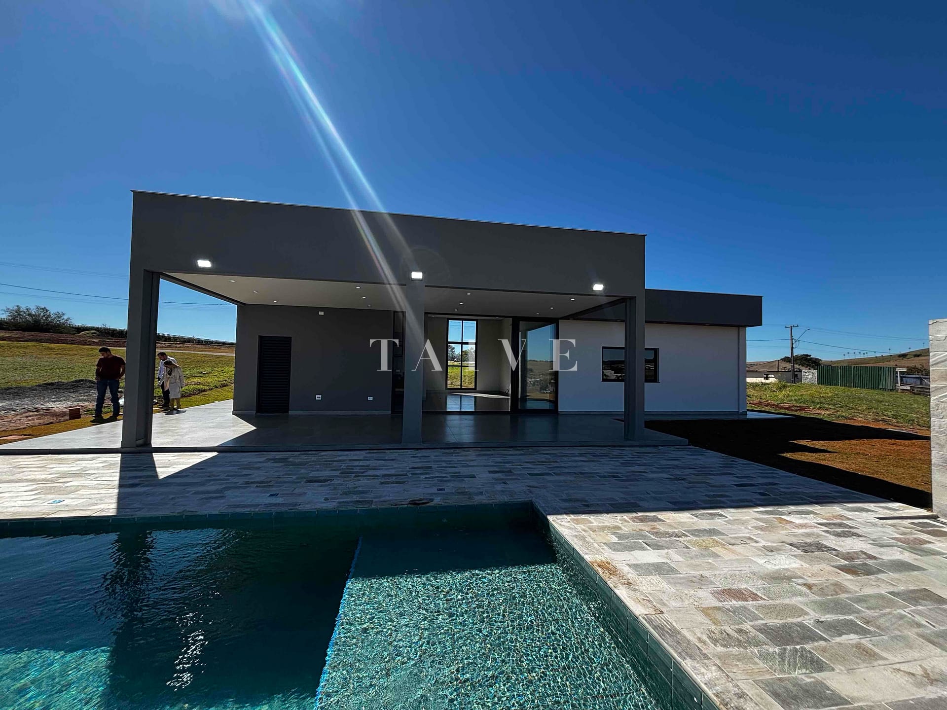 Chácara à venda com 3 quartos, 189m² - Foto 1