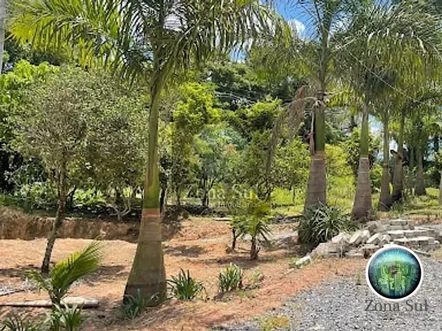 Chácara com 864m² 4 quartos e 3 banheiros, à venda, no bairro Godinhos em Piedade