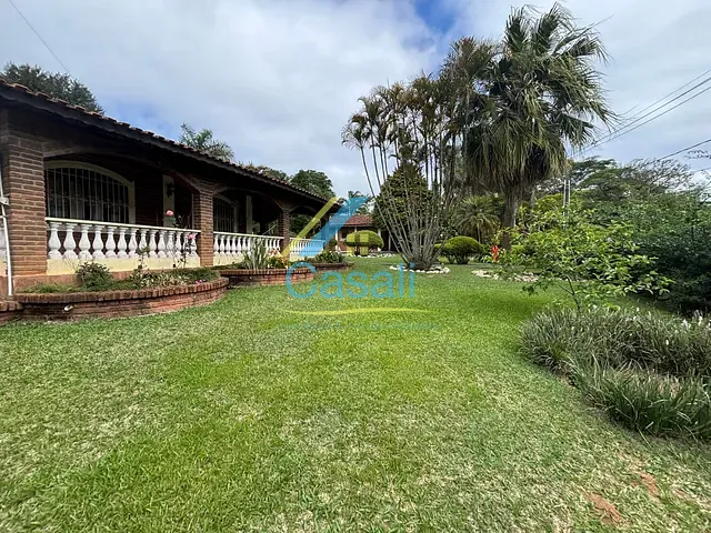 Chácara com 2500m² 2 quartos e 4 banheiros, à venda, no bairro Planalto Verde em São Roque