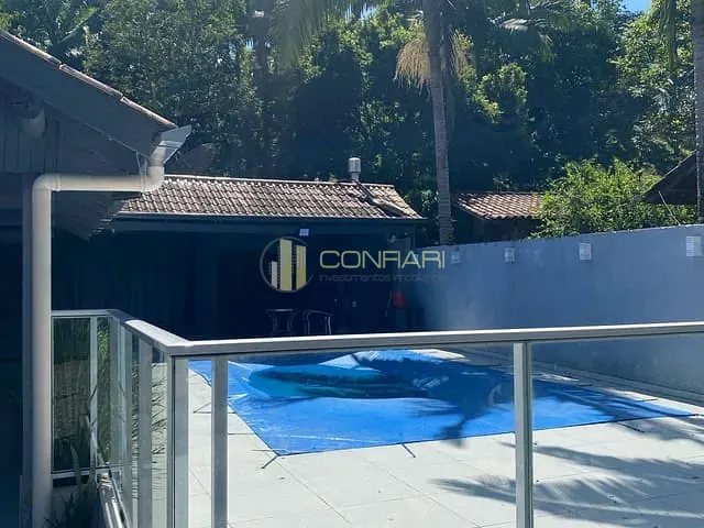 Chácara com 1000m² 1 quarto e 2 banheiros, à venda, no bairro Moura em Tijucas