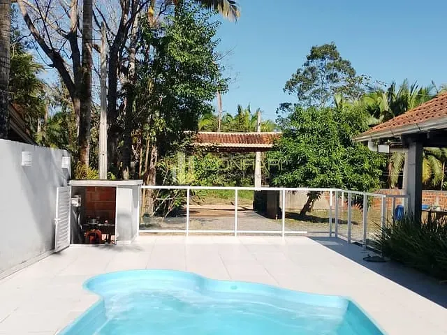 Chácara com 1000m² 1 quarto e 2 banheiros, à venda, no bairro Moura em Tijucas
