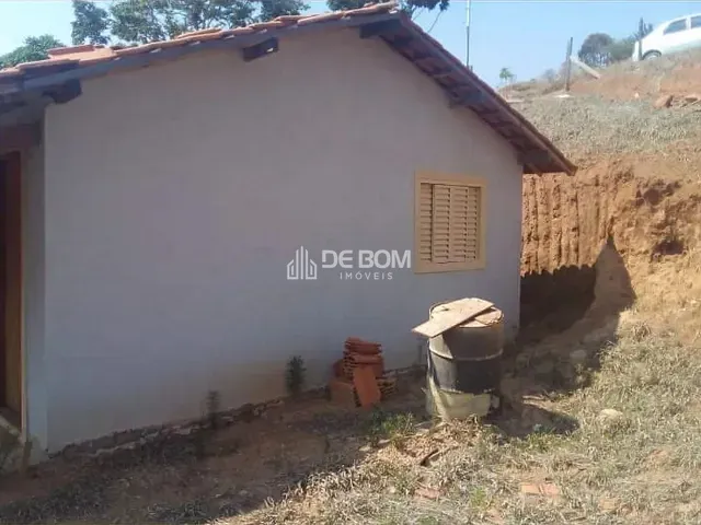 Chácara com 70m² 2 quartos e 1 banheiro, à venda, no bairro chácaras caldas em Caldas