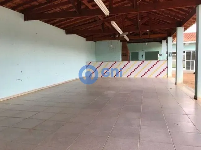Chácara com 2000m² 5 quartos e 6 banheiros, à venda, no bairro RECANTO RIO VERDE em Araçoiaba Da Serra