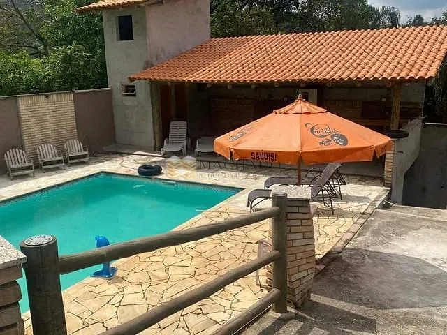 Chácara 3 quartos e 2 banheiros, à venda, no bairro Ponunduva em Cajamar