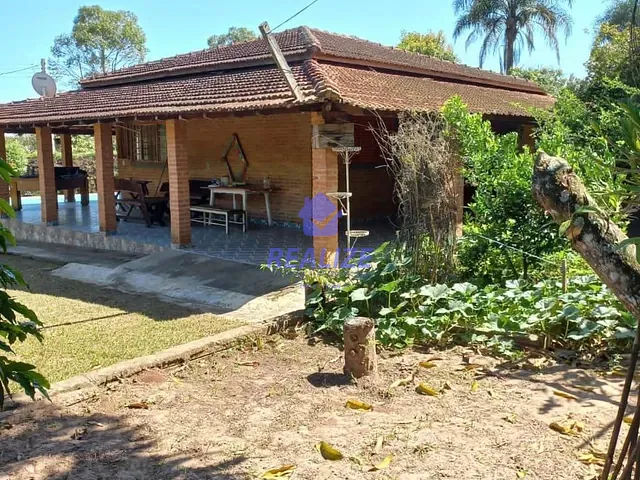 Chácara com 3000m² 2 quartos e 2 banheiros, à venda, no bairro Nova Califórnia II - T em Botucatu