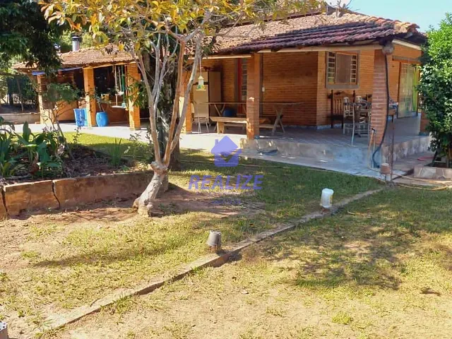 Chácara com 3000m² 2 quartos e 2 banheiros, à venda, no bairro Nova Califórnia II - T em Botucatu