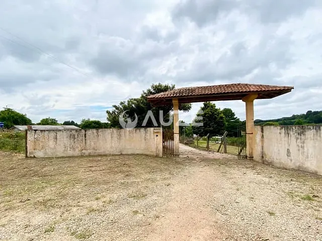 Chácara com 20081m² 4 quartos e 2 banheiros, à venda, no bairro Quatro Pinheiros  em Mandirituba