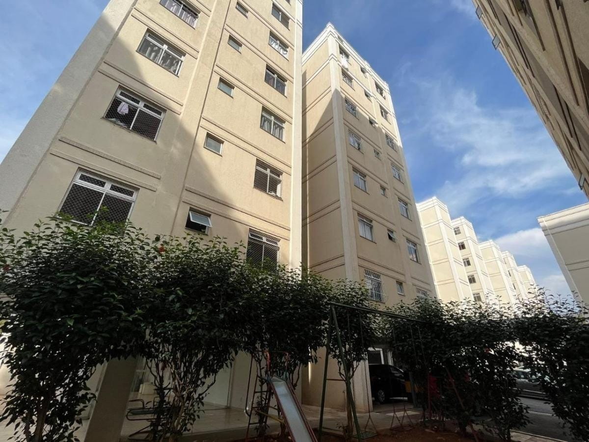 Chácara à venda, casa com 3 qtos, 1 suíte, sala, copa, cozinha, 2 varandas, terreno comercial - Chácaras Califórnia, Contagem, MG. miniatura 18