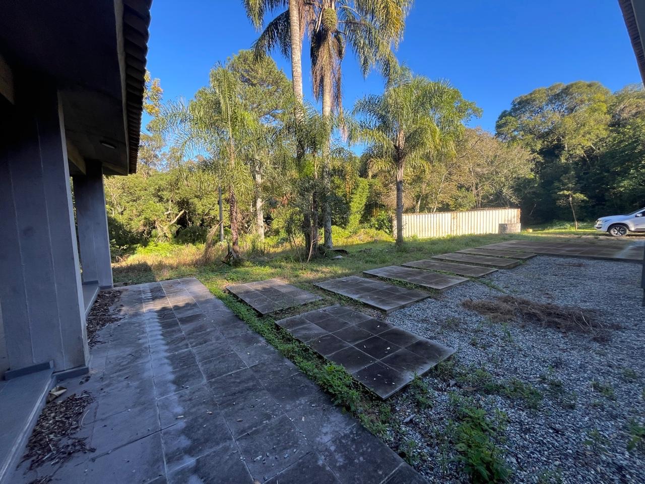 Casa com 1 hectare à venda na Cascata, Pelotas - 300 m² de área construída, 3 quartos (sendo 1 suíte), lareira e espaço gourmet com churrasqueira. - 14