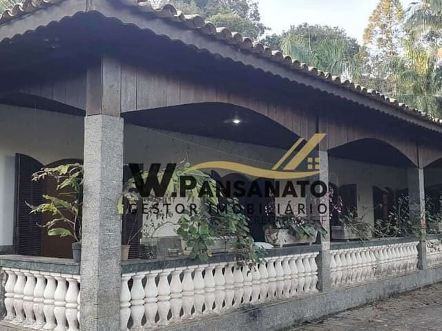Chácara com 7000m² 4 quartos e 3 banheiros, à venda, no bairro Portão em Arujá